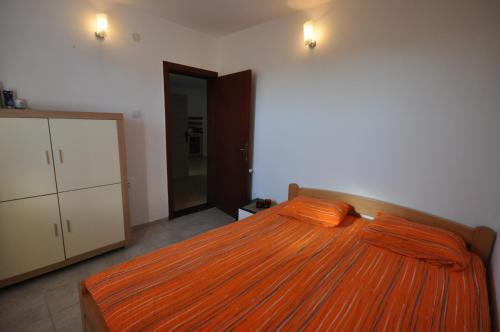 Бусат: Holidayhome Florecka