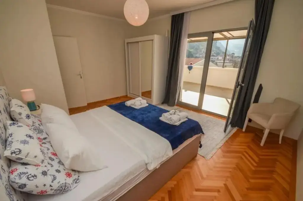 Доброта: Apartments Tea Kotor
