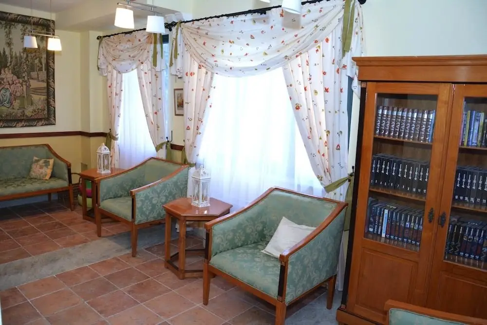 Тиват: Aparthotel Villa Lav