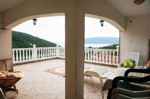 Зеленика: Guest House Cvoro