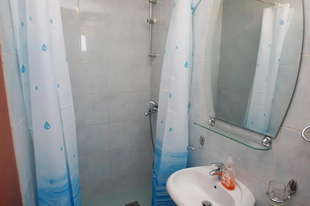 Бечичи: Guest House Ugljevarevic