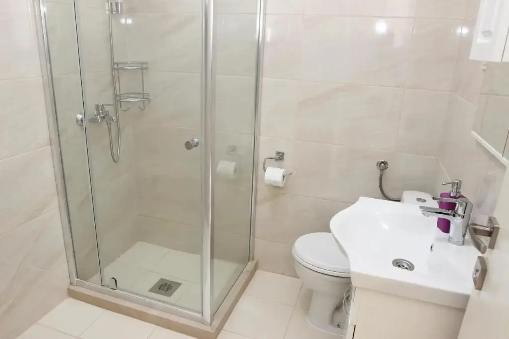 Бечичи: Guest House Ugljevarevic