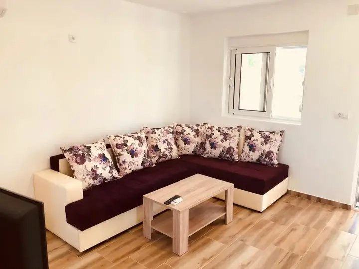 Ульцинь: Delfini Apartments