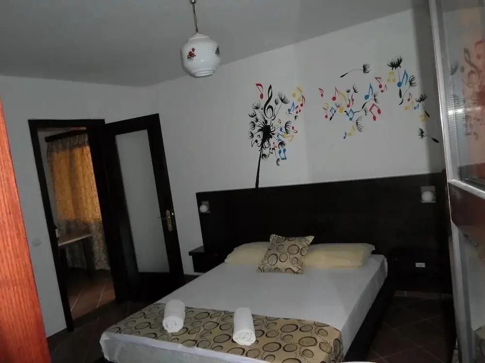 Ульцинь: Apartments FourRoses