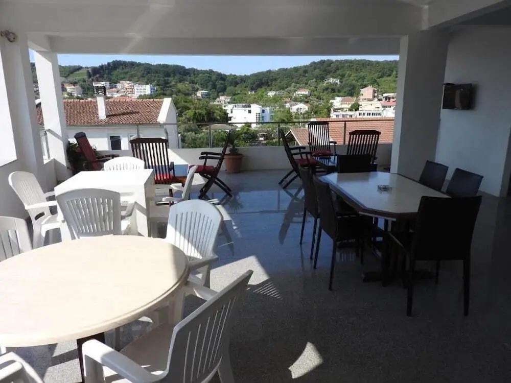 Ульцинь: Apartments FourRoses