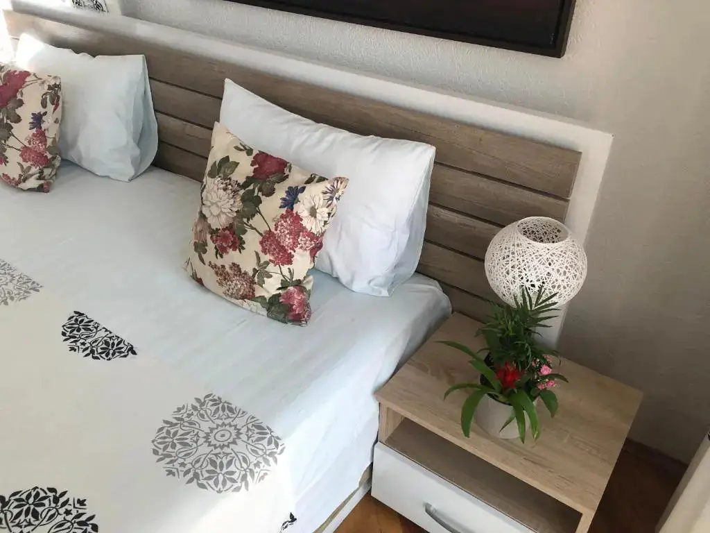 Ульцинь: Apartments Debora