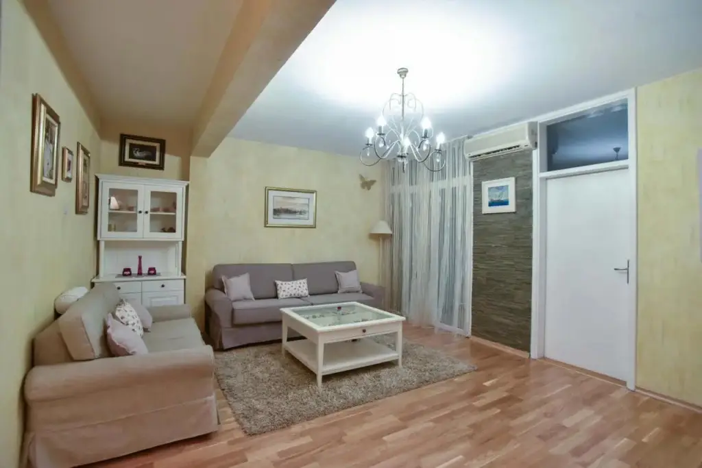 Будва: Apartment Center Bubi