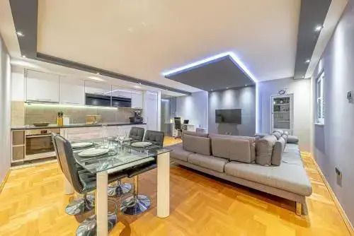 Будва: Apartments Danigo