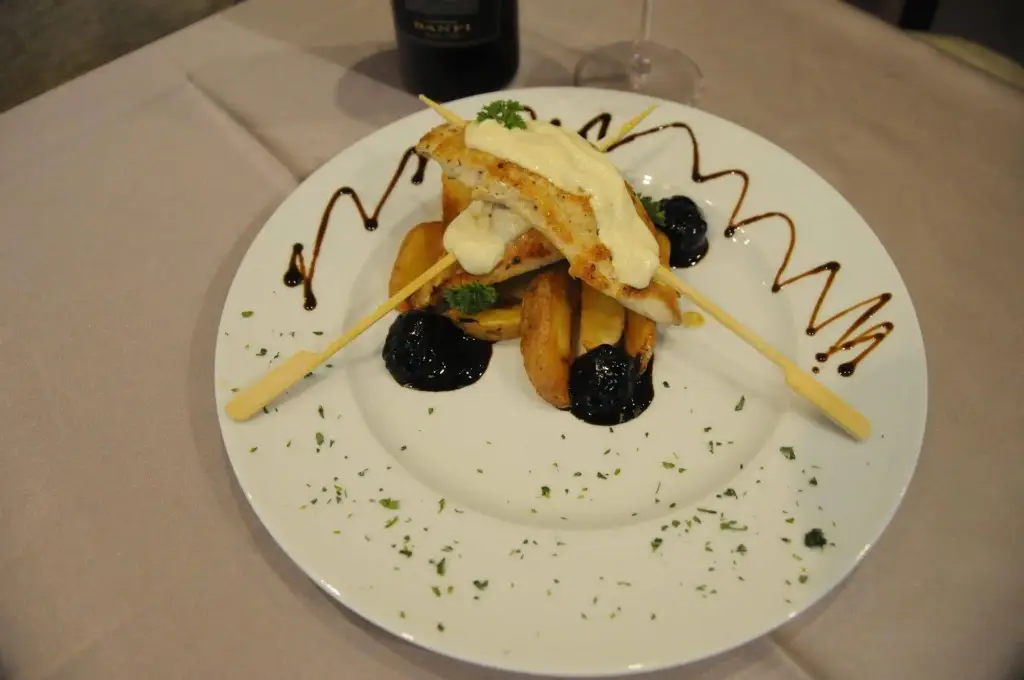 Доброта: Porto In Hotel