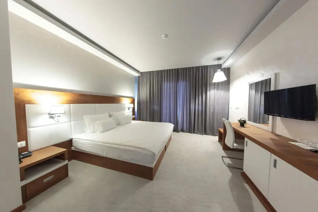 Доброта: Porto In Hotel
