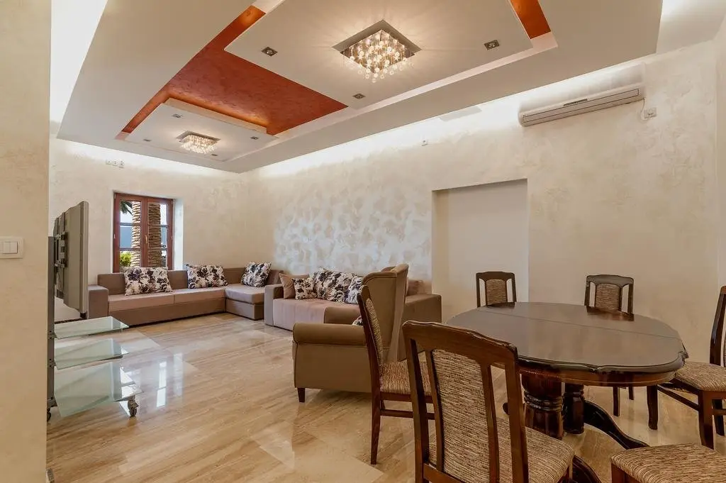 Тиват: Sea Coast Apartment