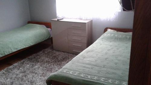 Тиват: Ljetovanje u Tivtu