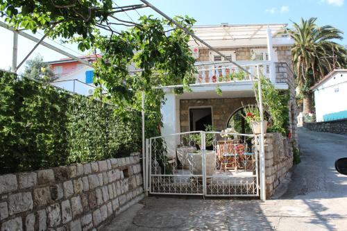 Будва: Holiday Home Branko
