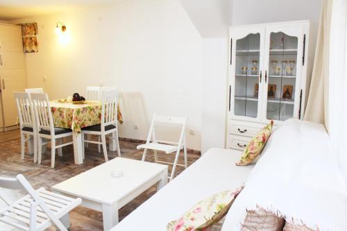 Будва: Holiday Home Branko