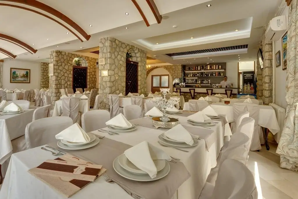 Сутоморе: Akapulco Hotel