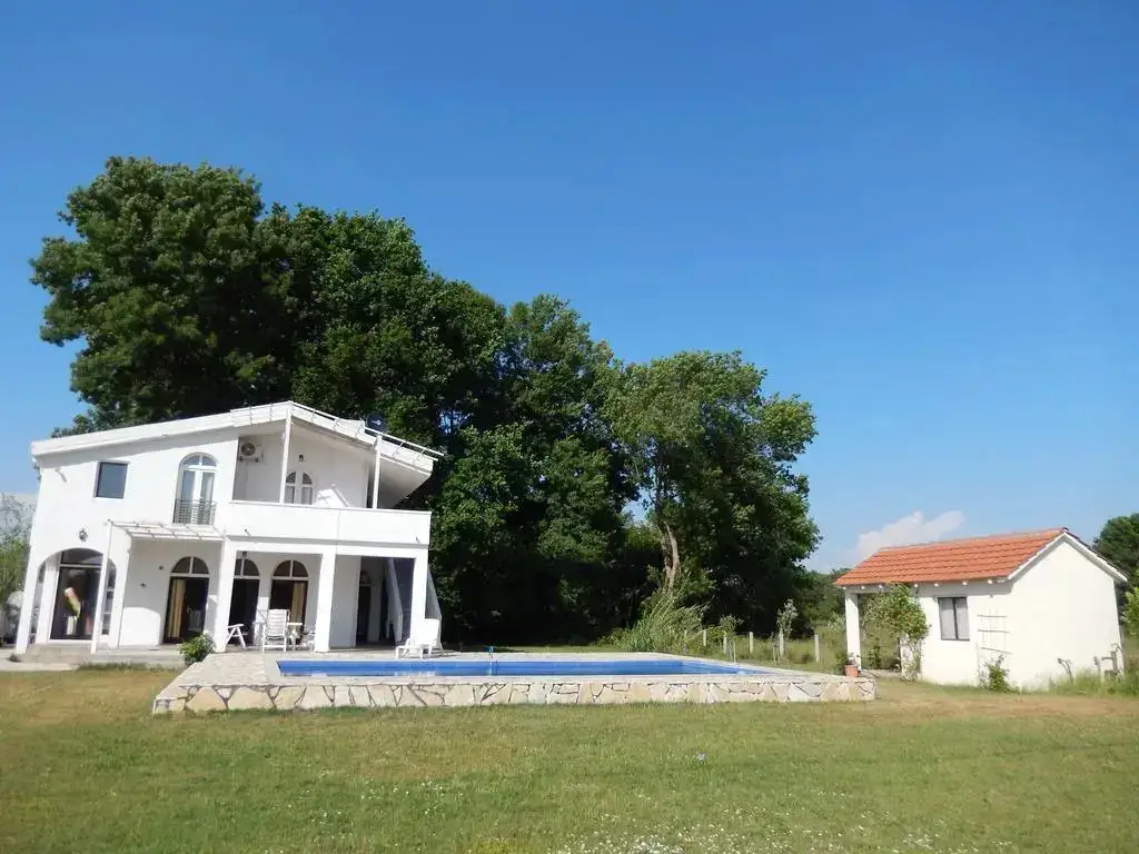 Горни Стой (Штойи и Эпермь): Villa Bojana