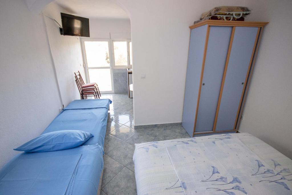 Бусат: Apartments Duskic