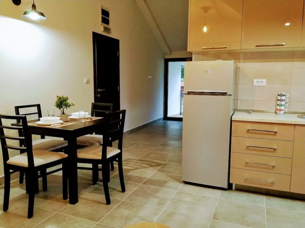 Доброта: Rooms & Apartments Vukasovic
