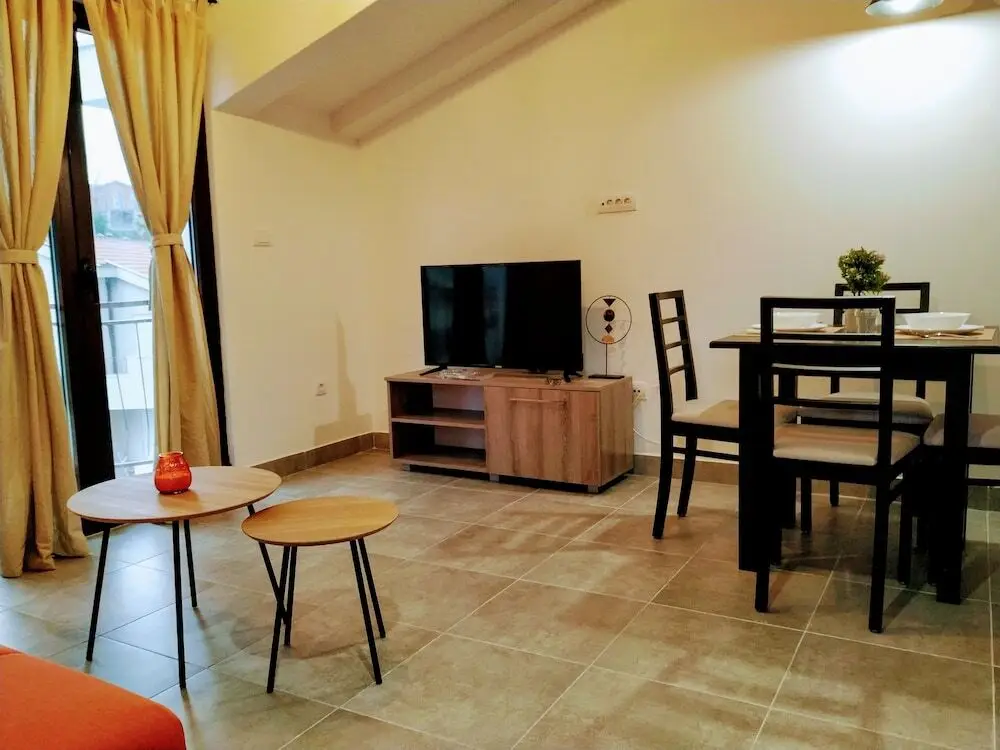 Доброта: Rooms & Apartments Vukasovic