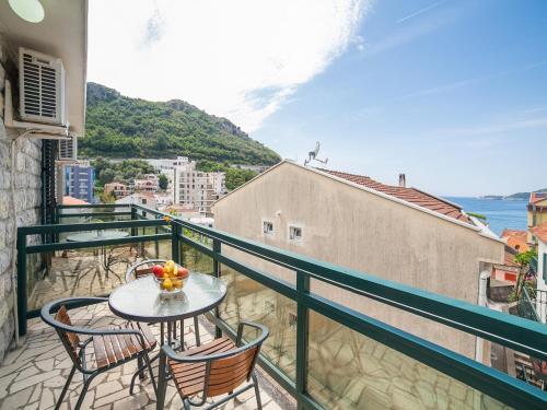 Будва: Guest House Villa Astera