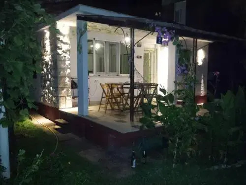 Будва: Vintage Summer House