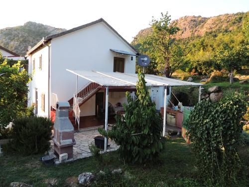 Лимляни: Village House Simonovic