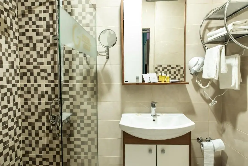 Плевля: Hotel Gold
