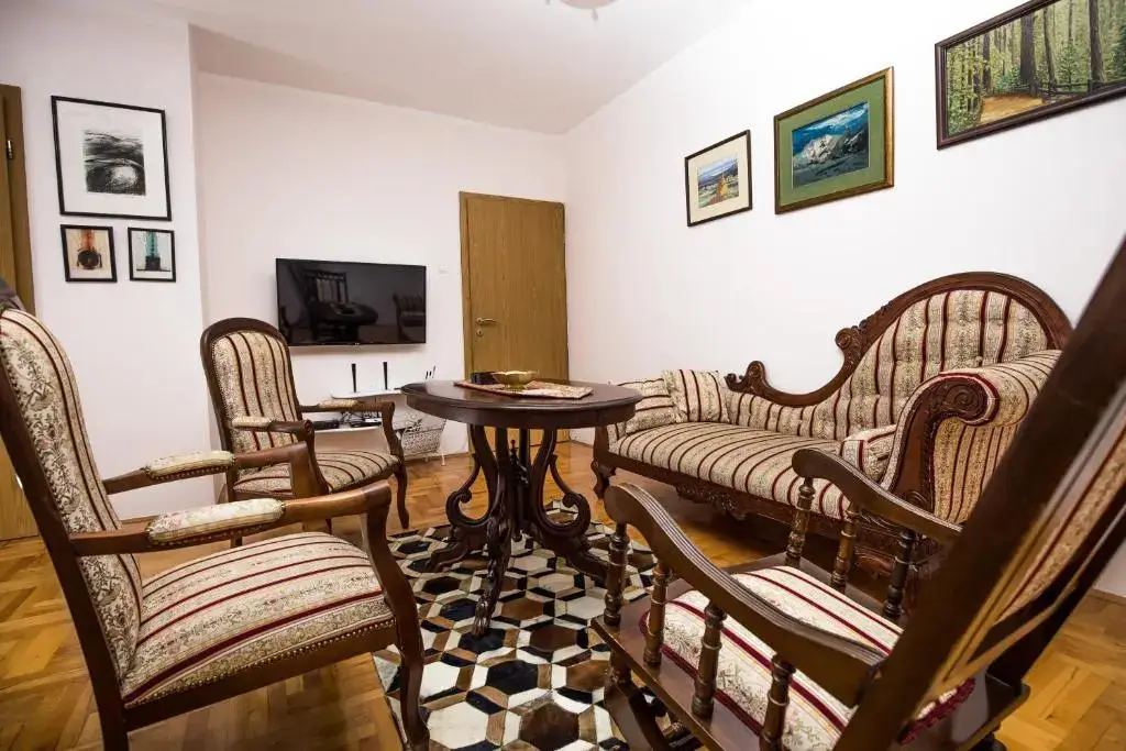 Цетине: Apartment Sole