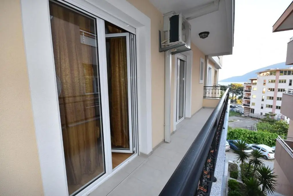 Игало: Adriatic Apartments Igalo