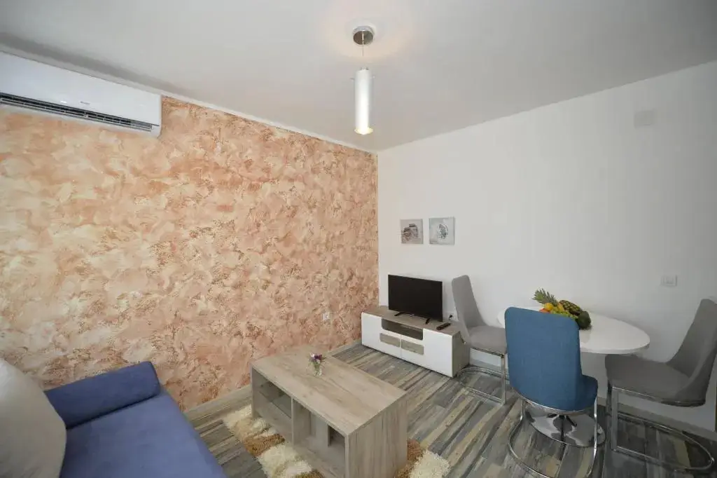 Доброта: J&P Apartments Orahovac