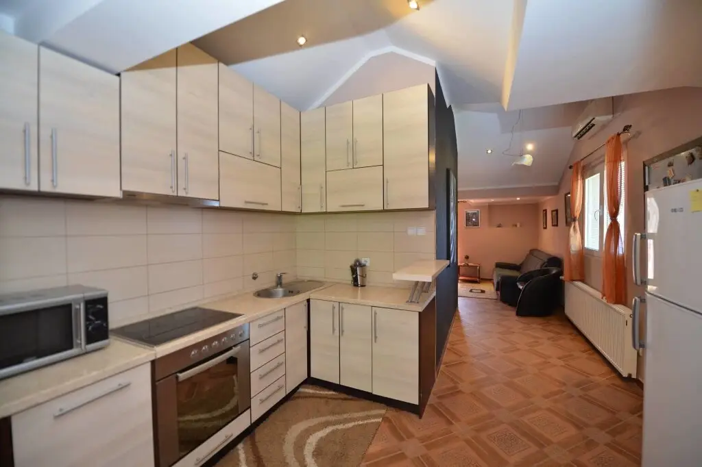 Доброта: J&P Apartments Orahovac