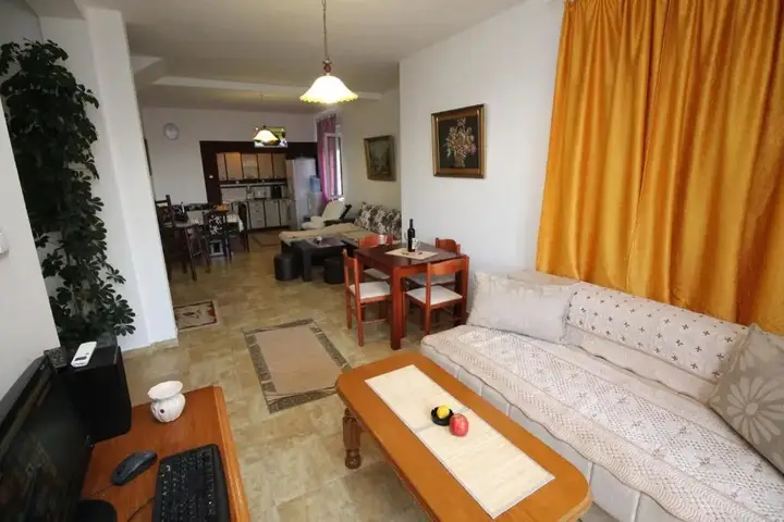Будва: Apartments Mendule