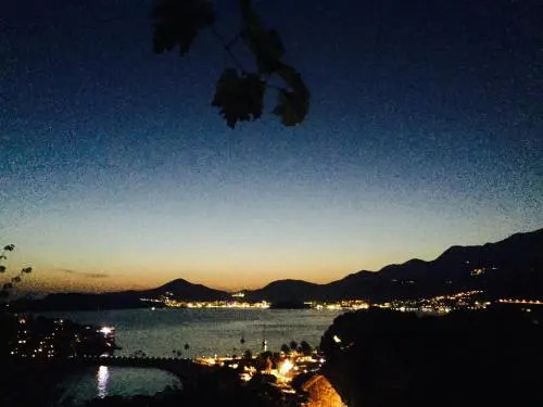 Свети-Стефан: Apartments Sveti Stefan MNE