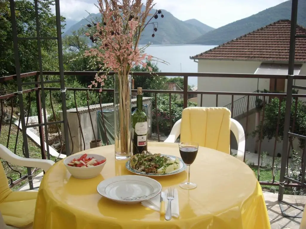 Стрп: Holiday home Bokokotorski zaliv