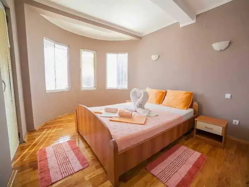 Бульярица: Apartments Jovicevic