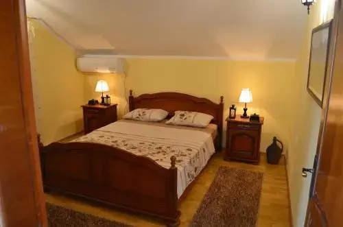 Вирпазар: Country House Djurisic