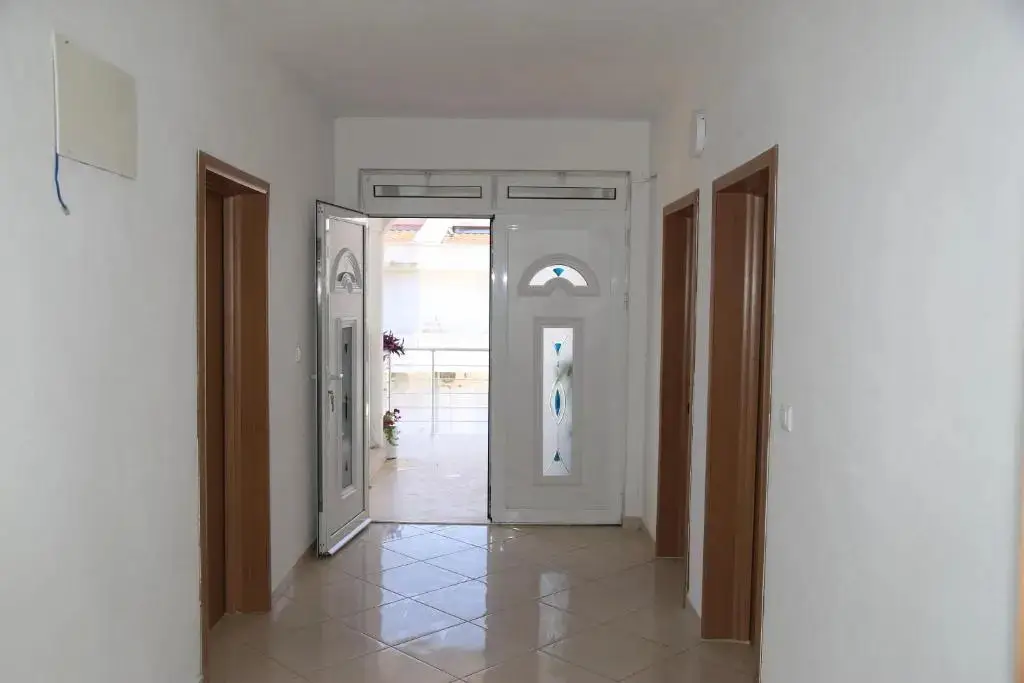 Ульцинь: Apartments Armini