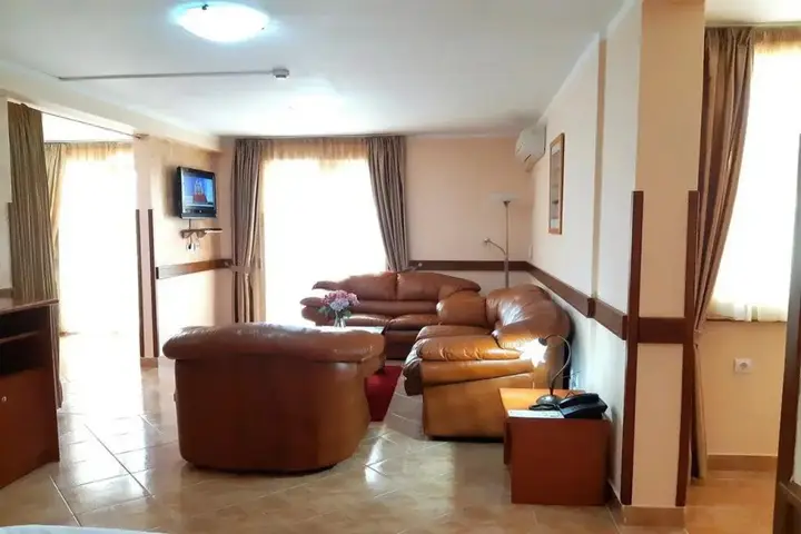 Будва: Garni Hotel Koral