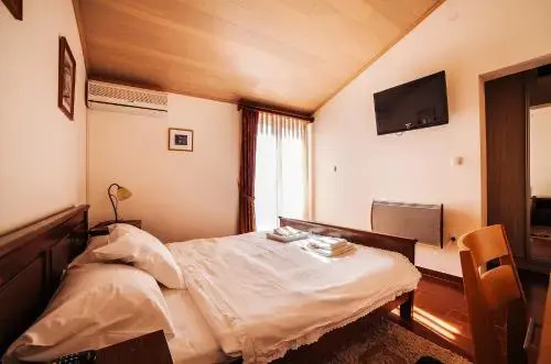 Будва: Guest house Šebelj