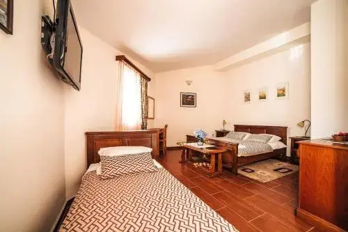 Будва: Guest house Šebelj