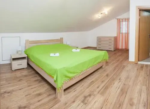 Тиват: Apartments Viktoria