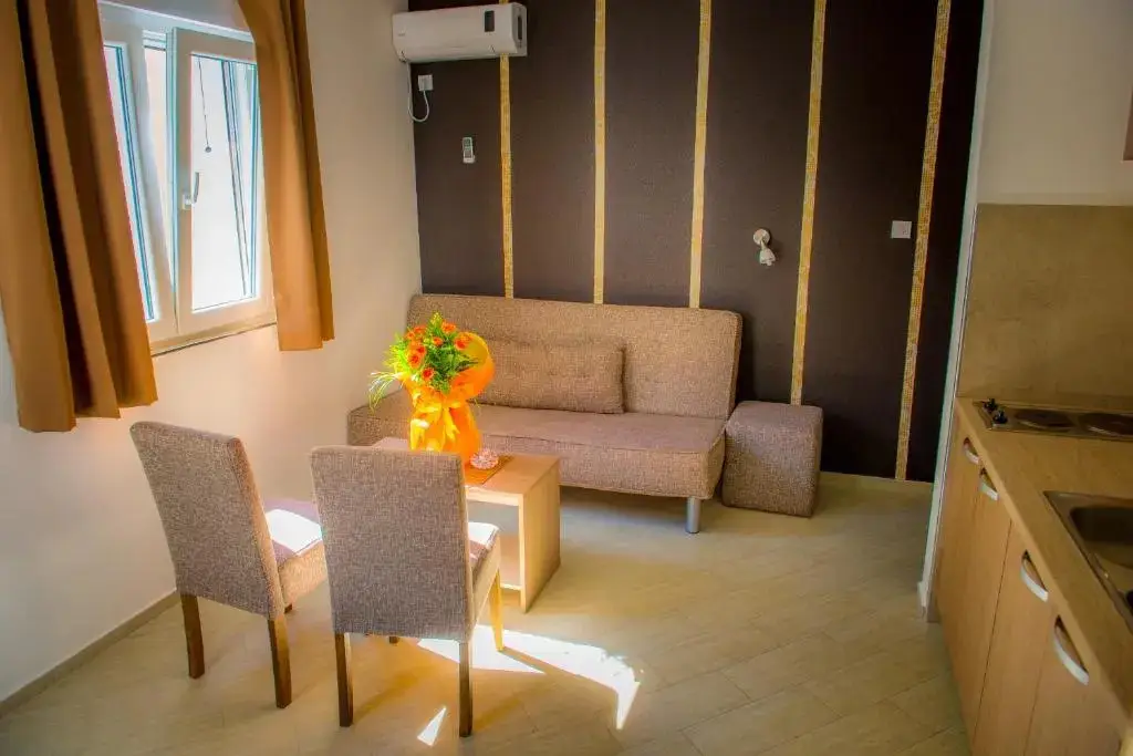 Будва: Apartmani Barović Bečići