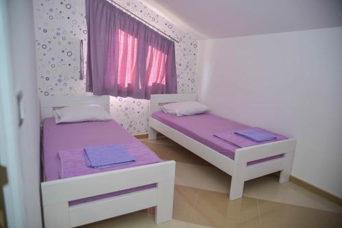 Игало: Apartments Ella