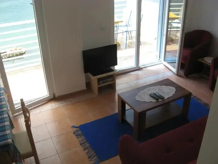 Доброта: Apartments Dobrota