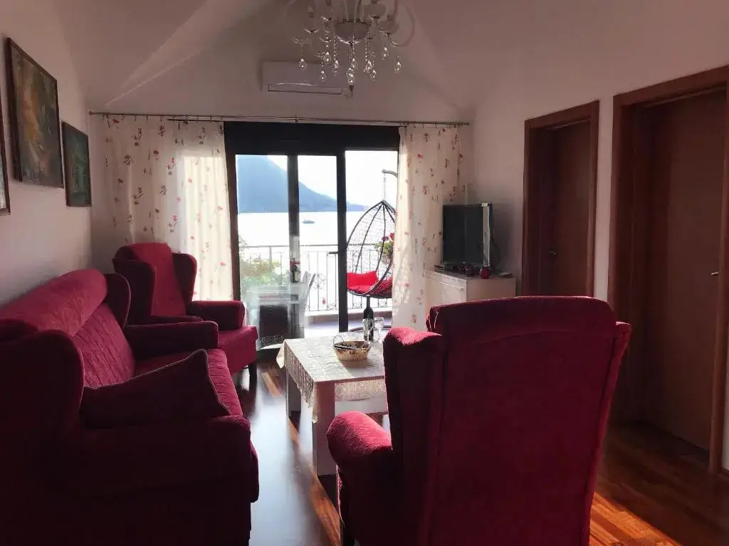 Доброта: Apartments Dijana