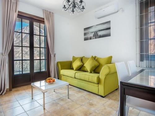 Столив: Apartments Boka Vista