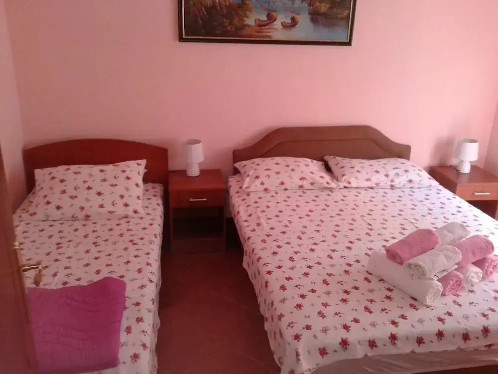 Тиват: Apartments Tasija