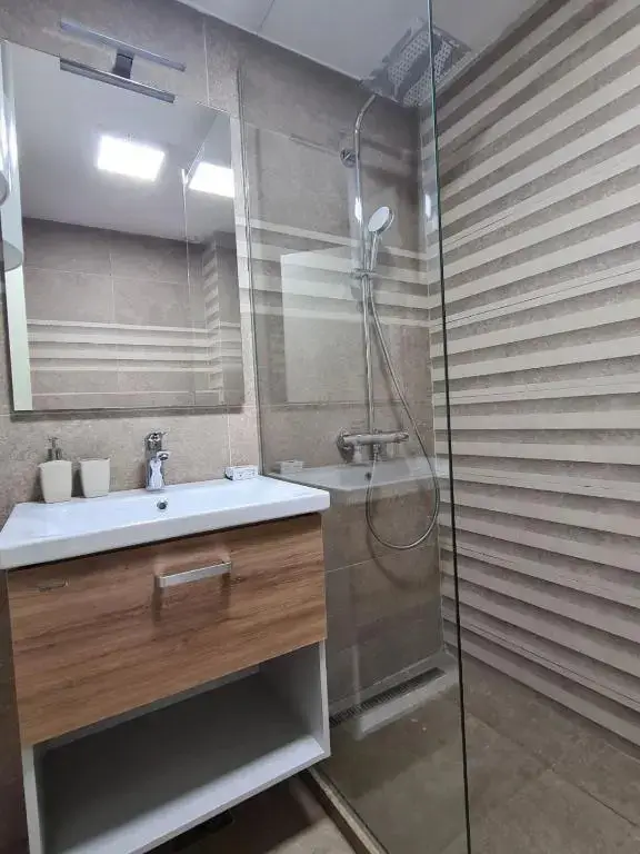 Будва: Apartment Lux