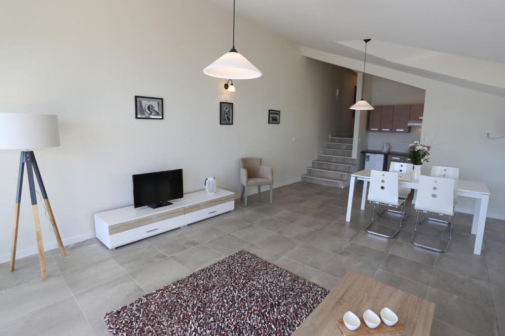 Баошичи: Adriadome Apartments