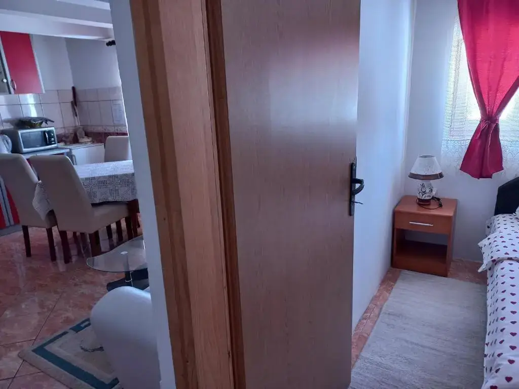 Жабляк: Apartmani Sobe Sljivancanin